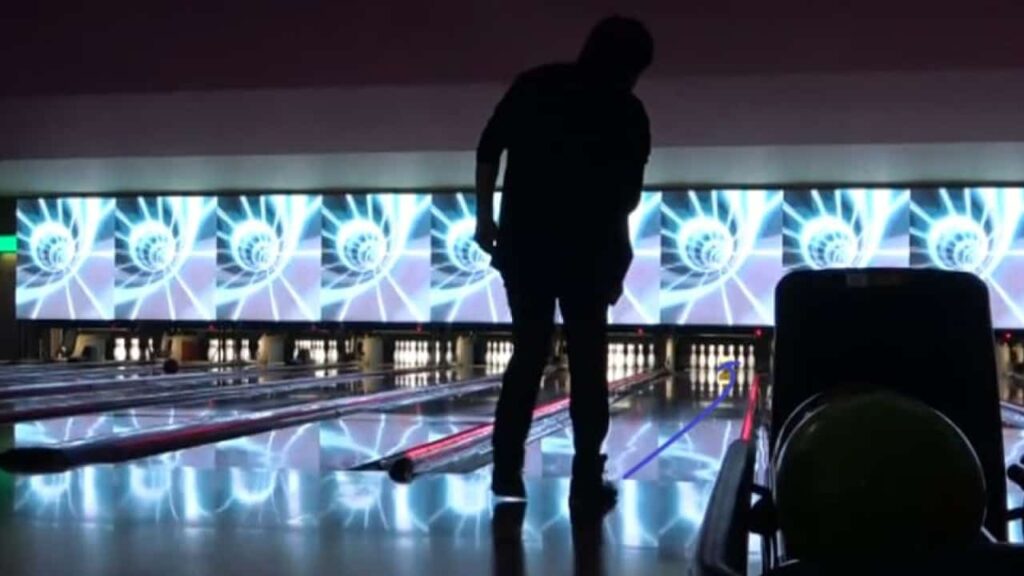 【ボウリング動画20】後半ストライクで巻き返す200アップ