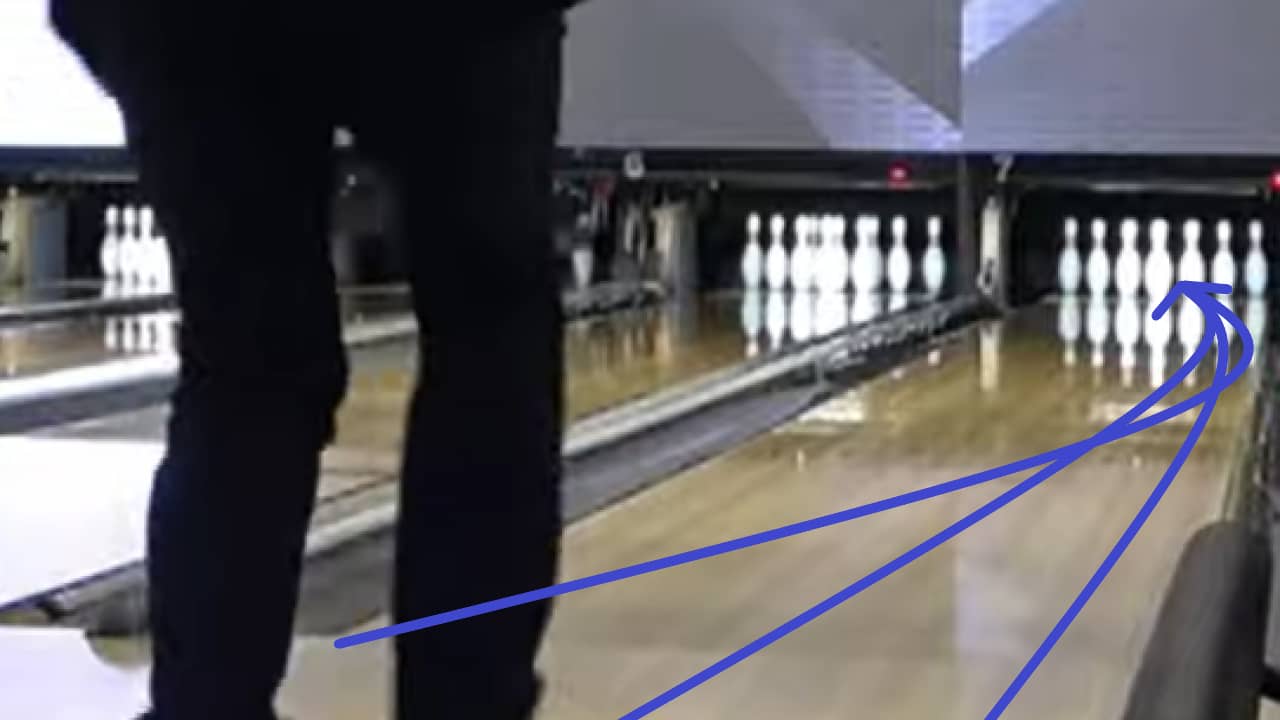 【保存版】ボウリングでストライクを量産し続ける方法とは？200アップのコツを動画で徹底解説